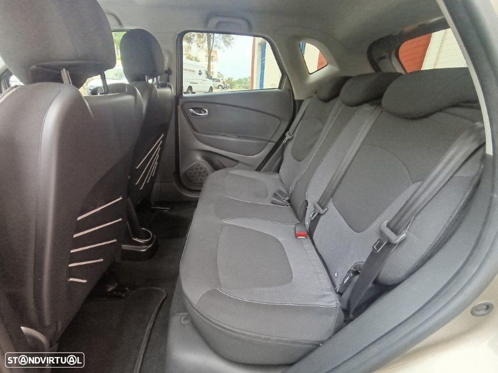 Renault Captur 0.9 TCE Exclusive - 11