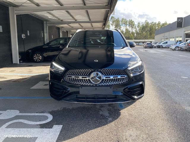 Mercedes-Benz GLA 180 d AMG Line - 3