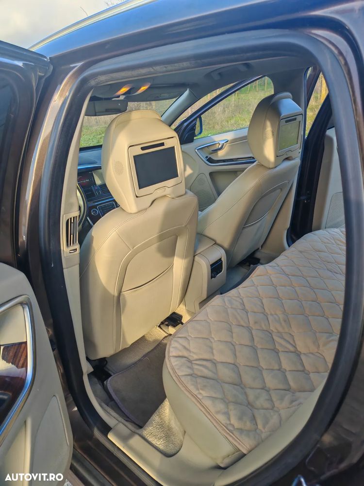 Volvo XC 60 D4AWD Kinetic - 4