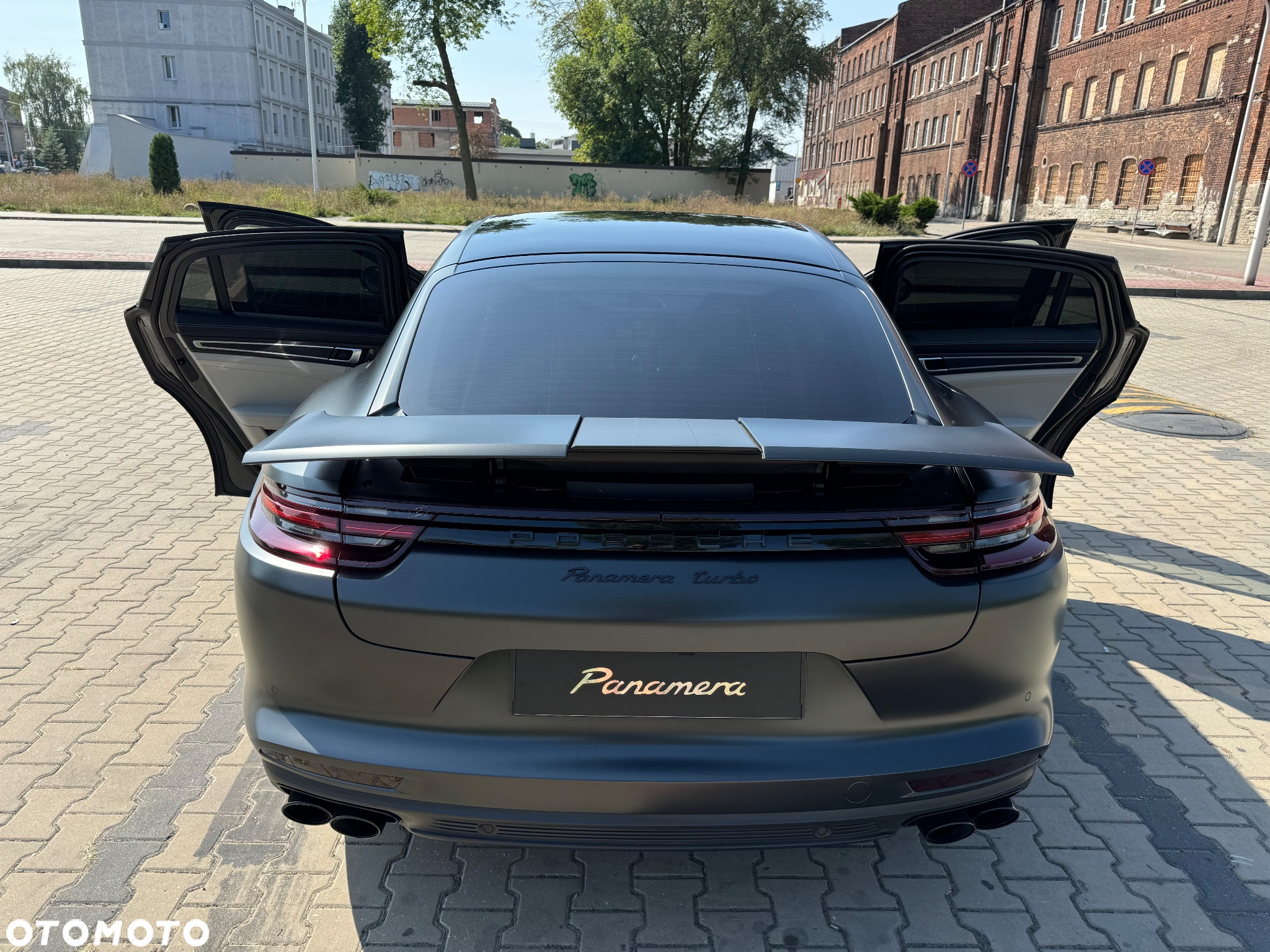 Porsche Panamera Turbo - 9