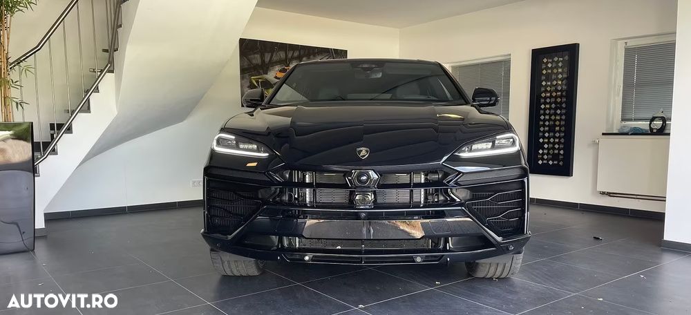 Lamborghini URUS - 3