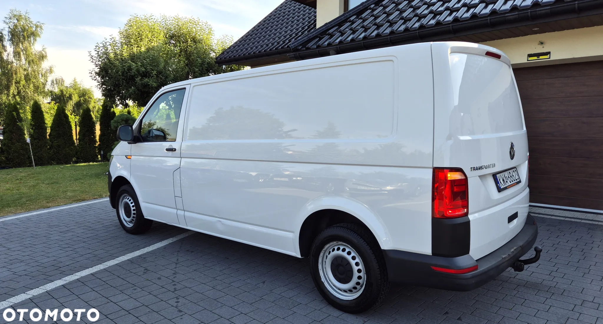 Volkswagen Transporter T6 TDI L2H1 Plus Trendline - 4