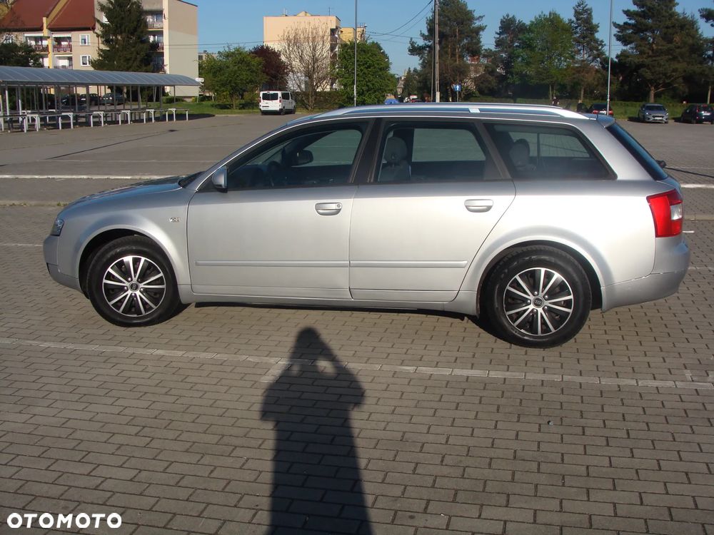 Audi A4 Avant - 8
