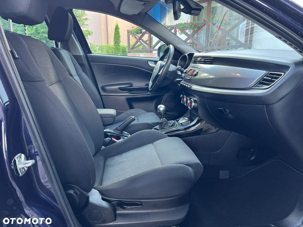Alfa Romeo Giulietta 1.4 TB 16V Multiair - 10