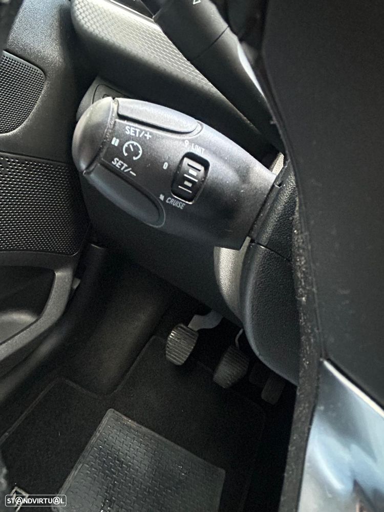 Peugeot 2008 1.6 BlueHDi Allure - 14