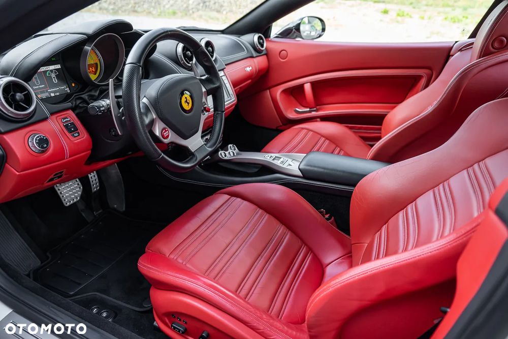 Ferrari California F1 DCT - 19