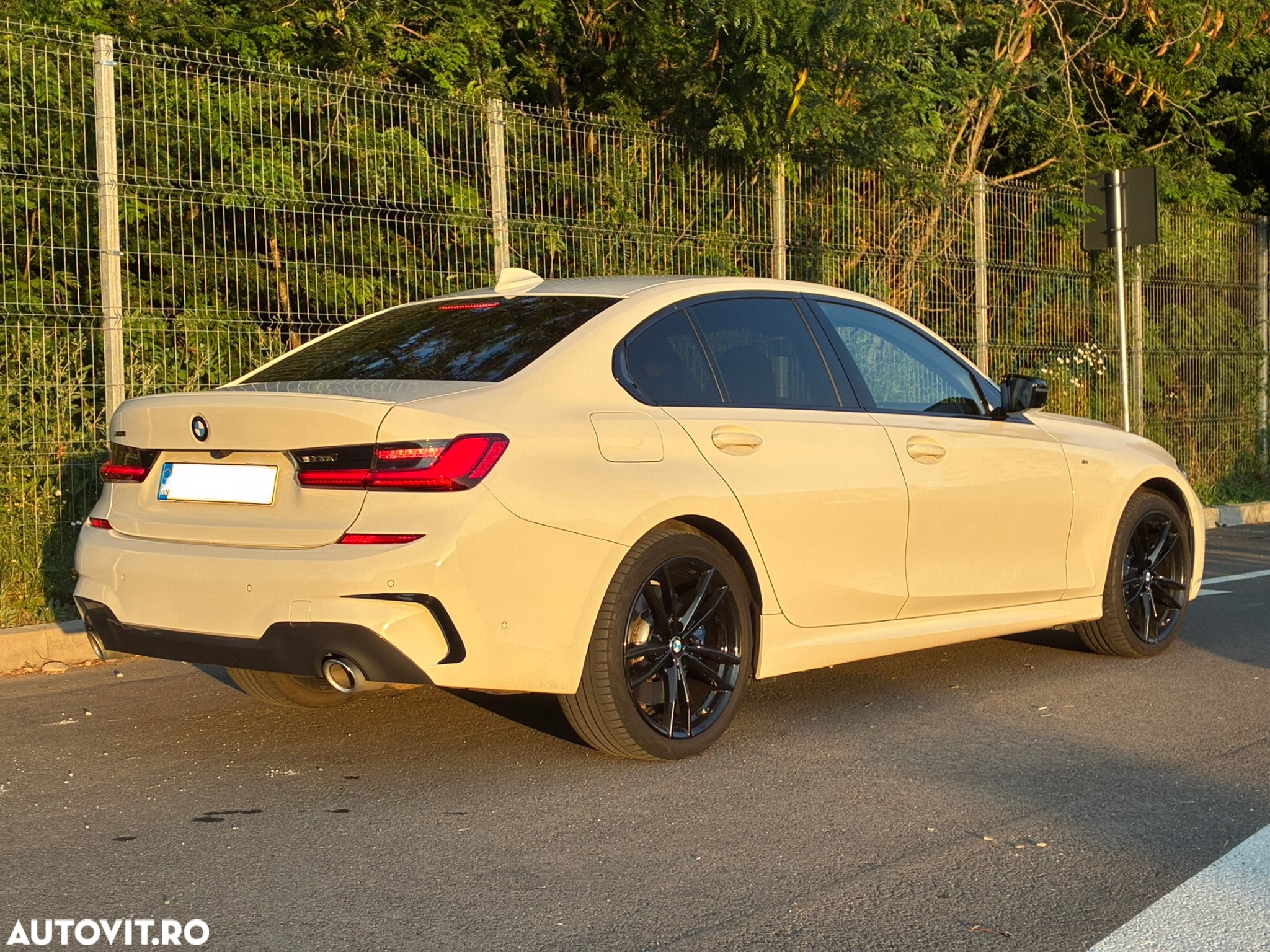 BMW Seria 3 330e xDrive AT PHEV - 3