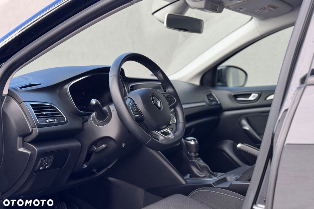 Renault Megane 1.0 TCe Zen - 33
