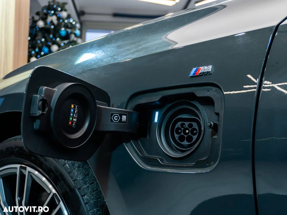 BMW Seria 3 330e Aut. M Sport - 16