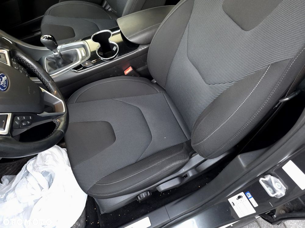 Ford Mondeo 2.0 TDCi Titanium - 10