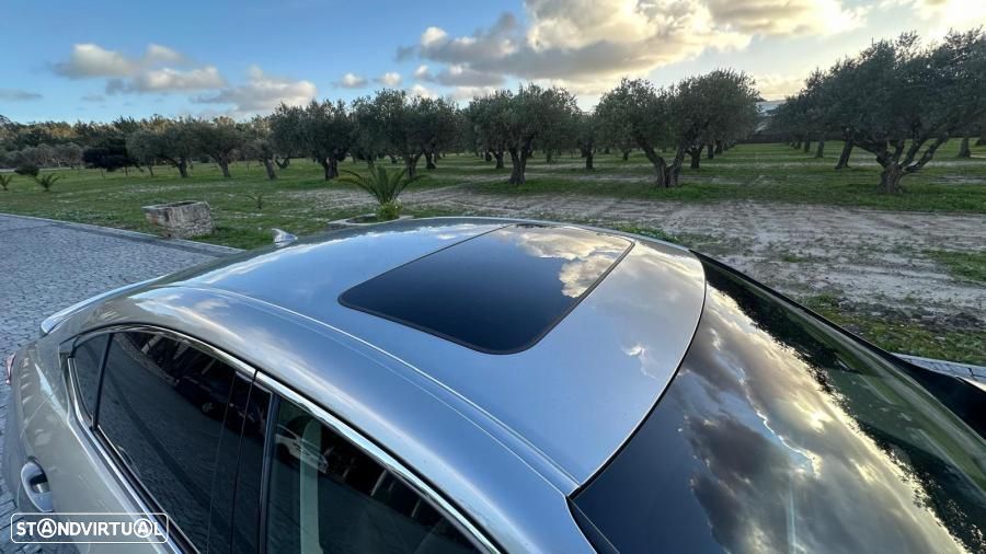 Lexus ES 300h Executive+ - 11