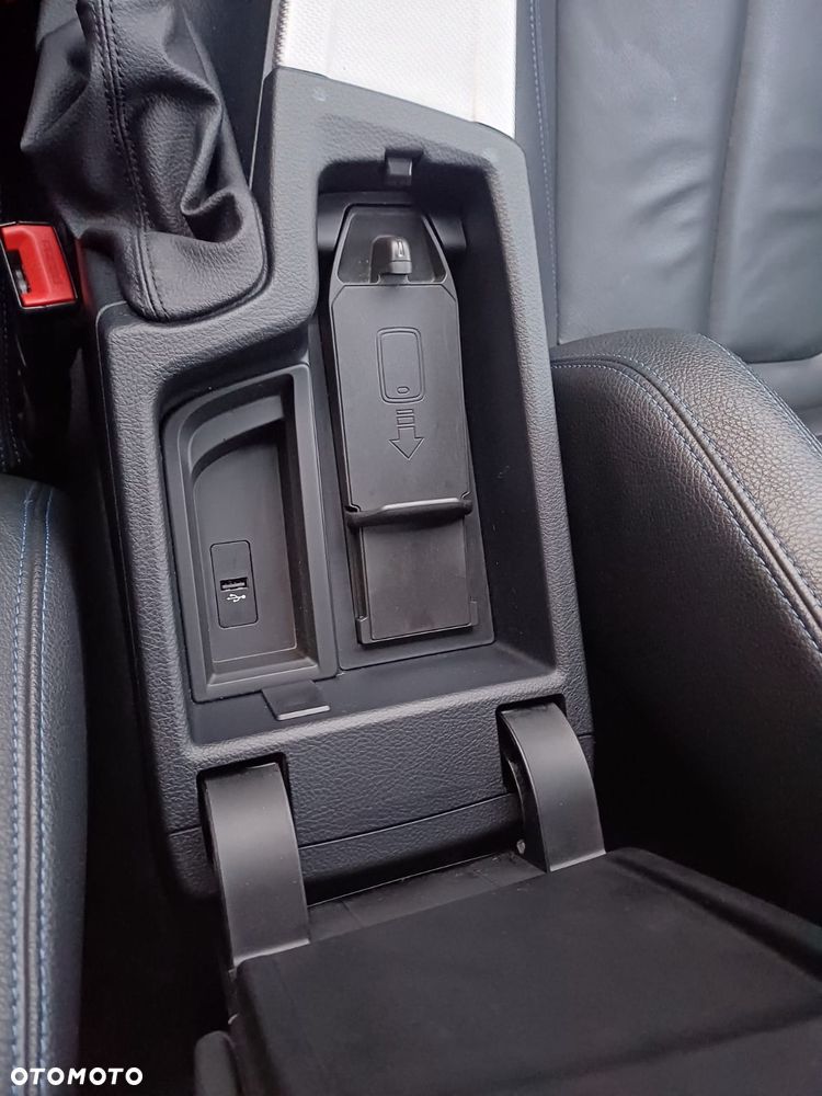 BMW Seria 3 318i GPF M Sport Shadow - 22