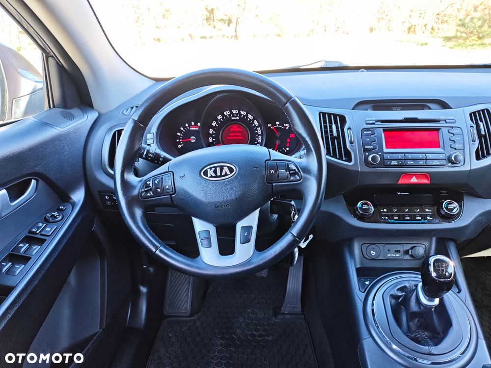 Kia Sportage 1.7 CRDI 2WD Spirit - 31