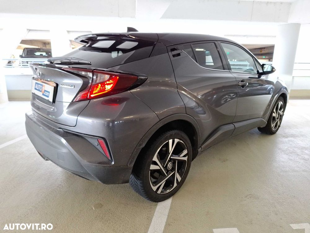 Toyota C-HR Hybrid Club - 2
