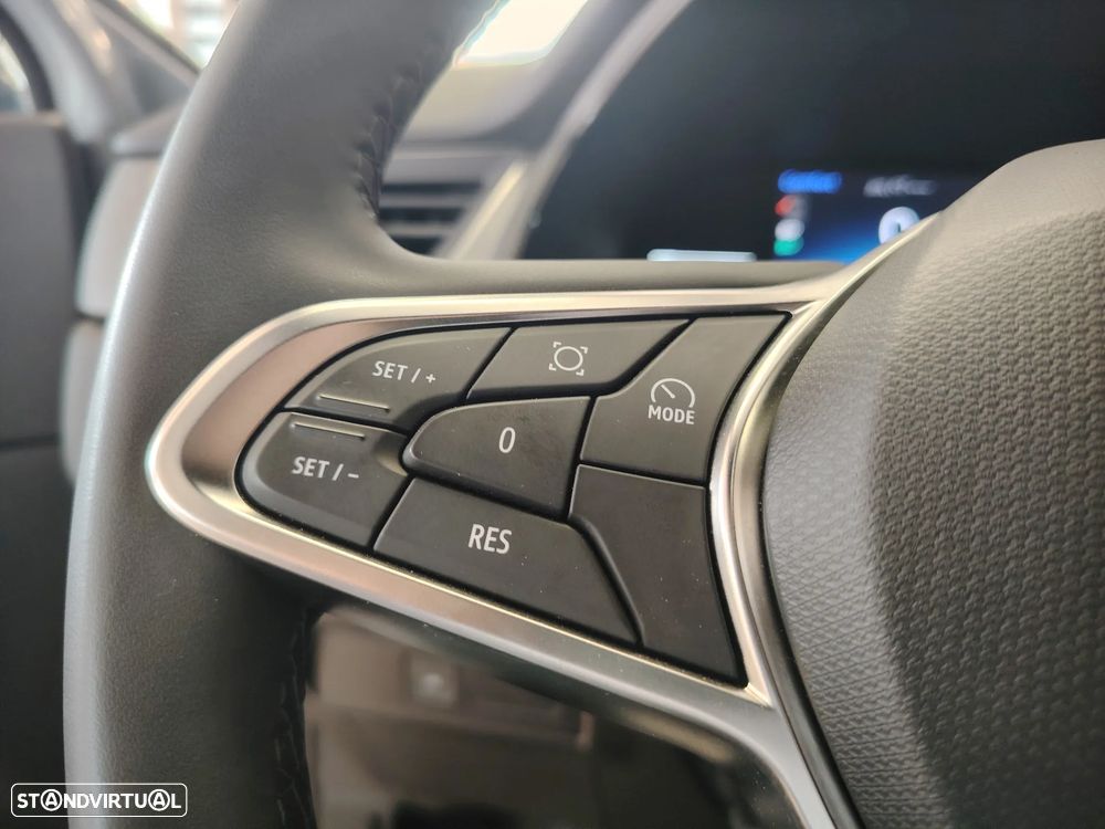 Renault Captur 1.0 TCe Techno Bi-Fuel - 11