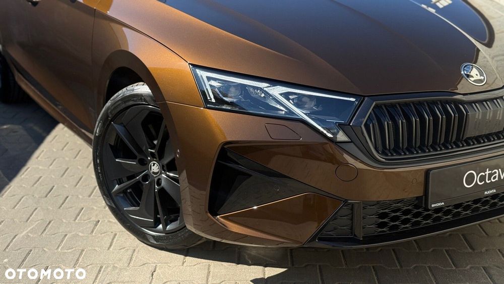 Skoda Octavia 2.0 TSI RS DSG - 35