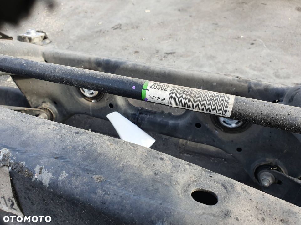 BELKA / SANKI TYŁ MERCEDES C W205 4MATIC 34314112 - 3