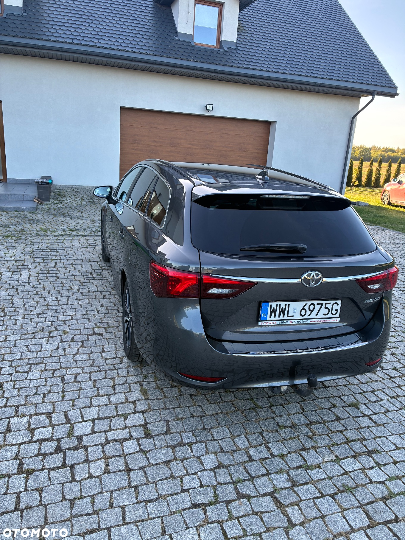Toyota Avensis 1.8 Premium - 3