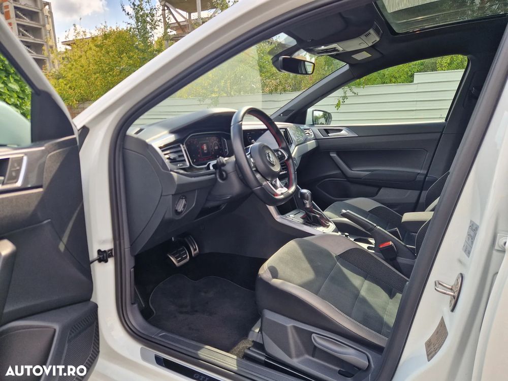Volkswagen Polo 2.0 TSI DSG GTI - 13