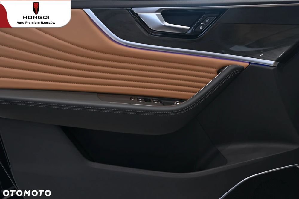 Hongqi HS5 2.0T AWD - 10