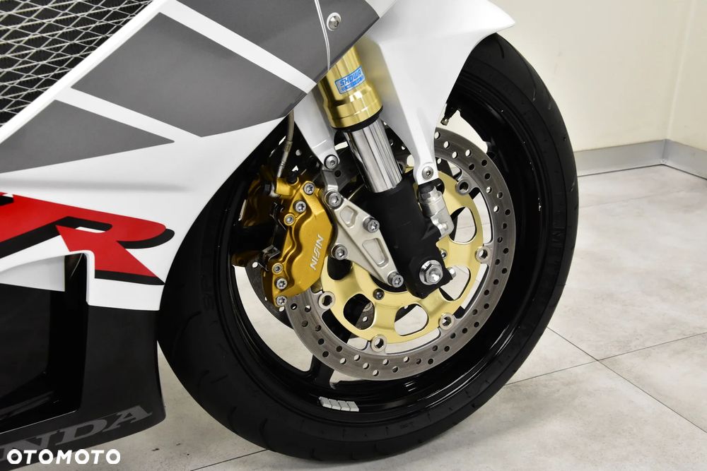 Honda VTR - 28
