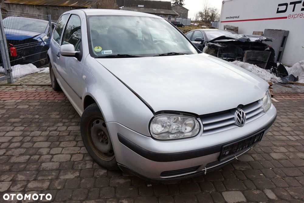 VOLKSWAGEN GOLF IV 3D HB 2001 LA7W 1.9 TDI ATD 100KM EUH SREBRNY na części - 7