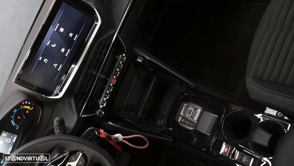 Peugeot e-2008 54 kWh Active - 26