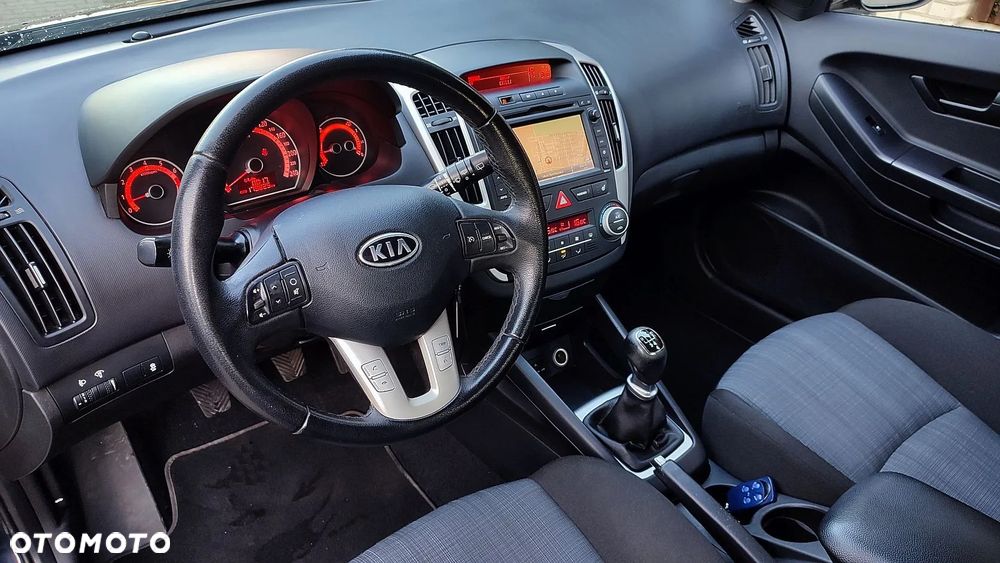 Kia ProCeed 1.4 CVVT Dream-Team Edition - 30