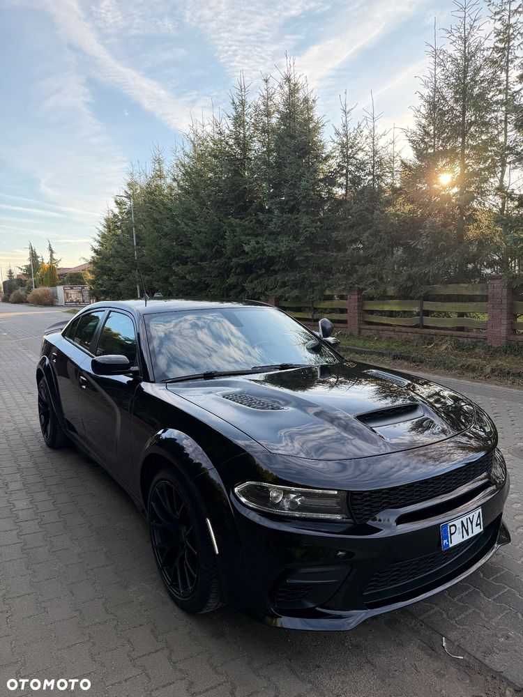 Dodge Charger - 4
