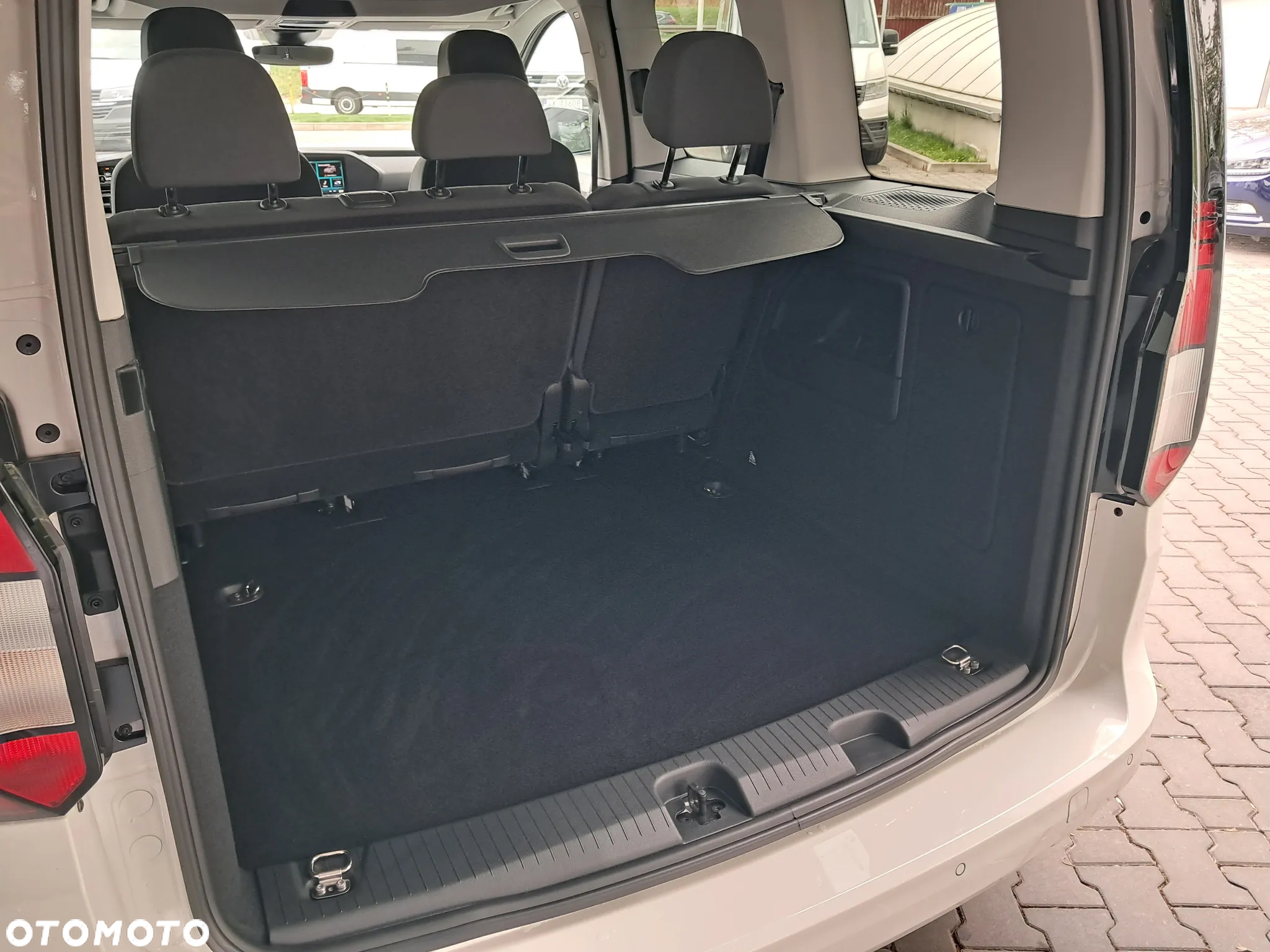 Volkswagen Caddy 1.5 TSI DSG - 14