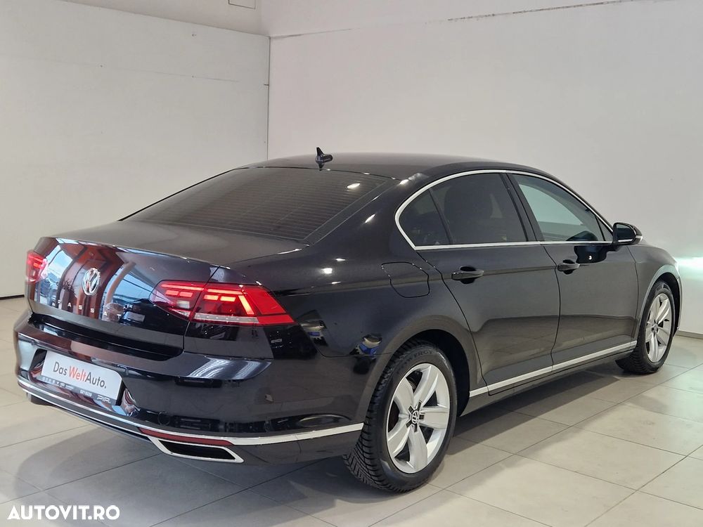 Volkswagen Passat 2.0 TDI DSG Highline - 21
