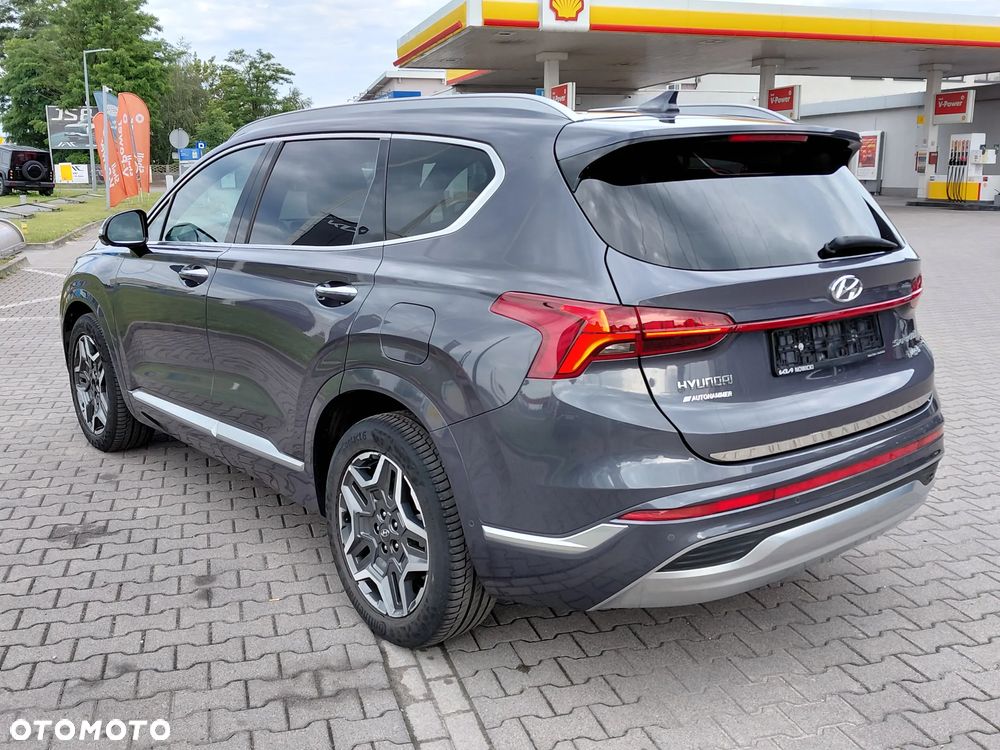 Hyundai Santa Fe - 3