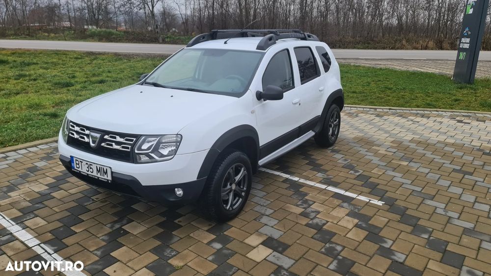 Dacia Duster 1.6 4x4 Laureate - 1