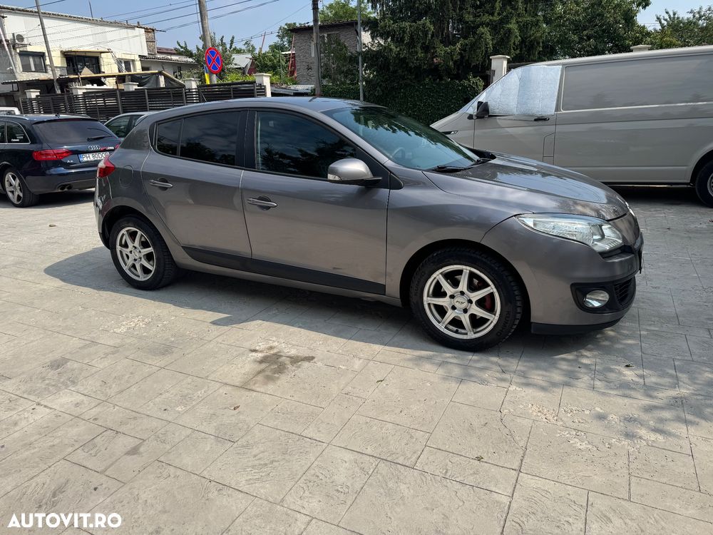 Renault Megane 1.5 dCi Dynamique - 8