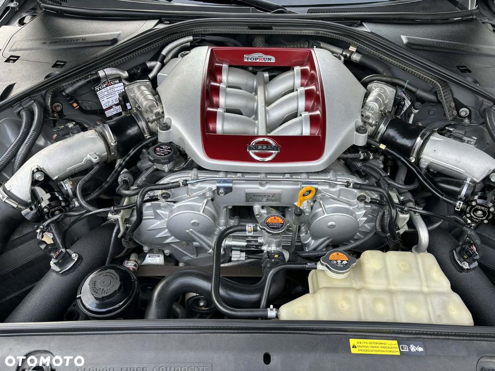Nissan GT-R Prestige - 18