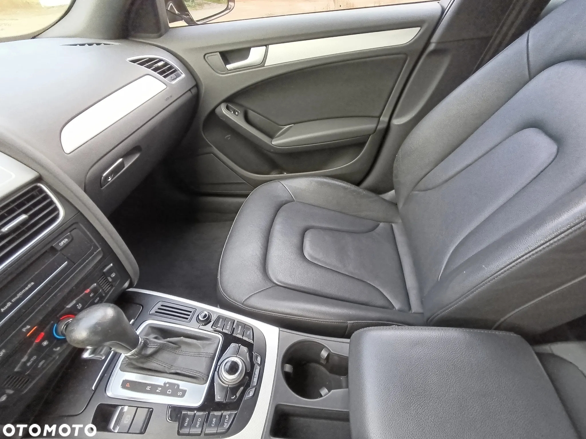 Audi A4 2.0 TDI DPF multitronic Ambition - 34