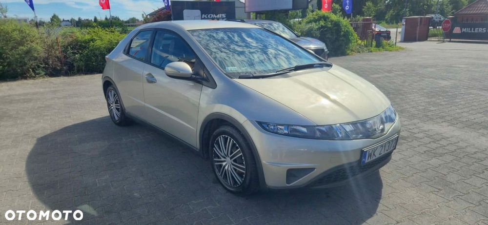 Honda Civic - 4