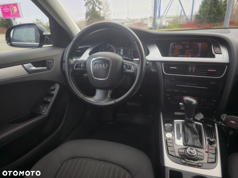 Audi A4 Avant - 19
