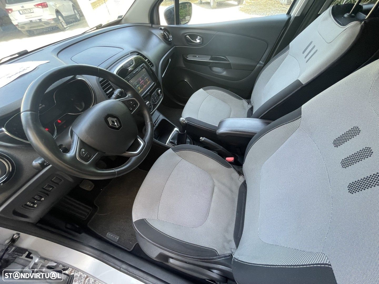 Renault Captur 0.9 TCE Exclusive - 13