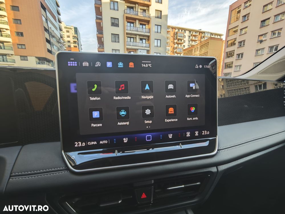 Volkswagen Tiguan - 23