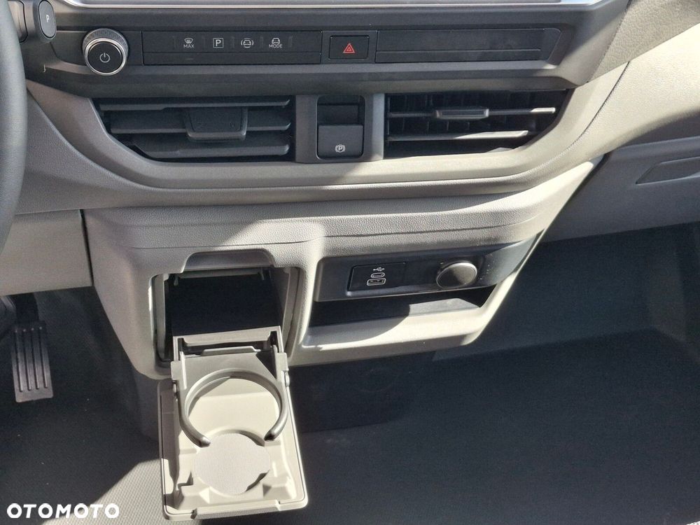 Volkswagen Transporter - 23