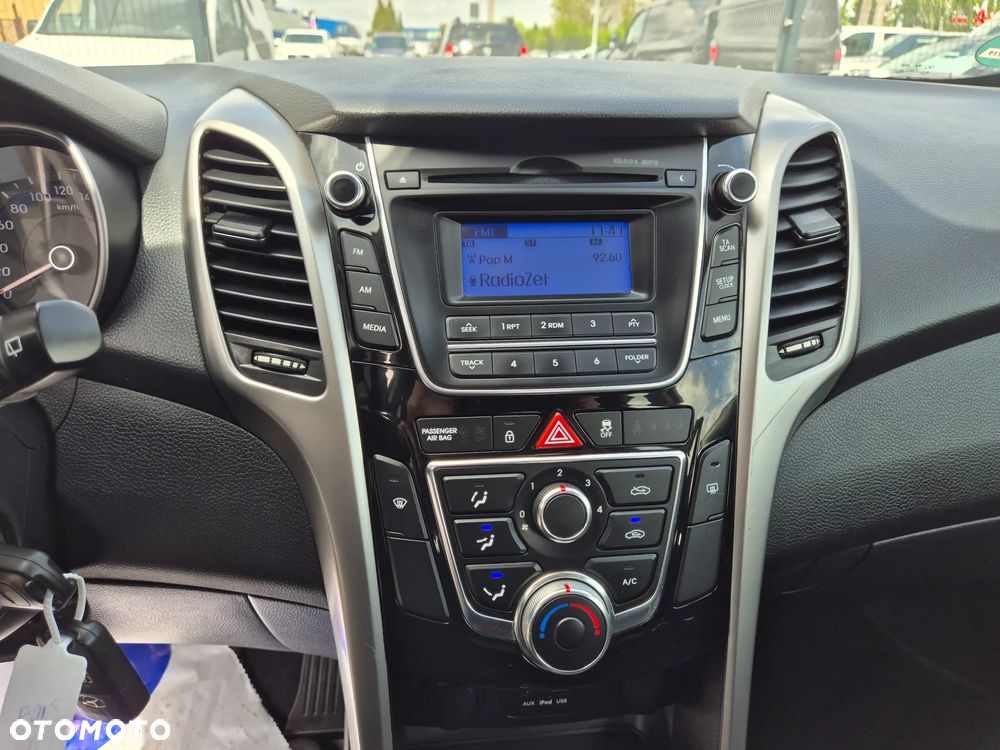 Hyundai i30 1.4 Comfort - 38