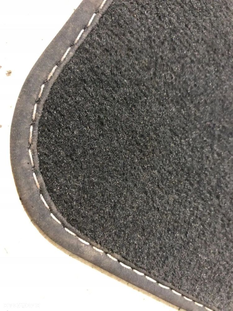 DYWANIKI WELUROWE AUDI A4 B9 AVANT ORYGINALNE - 8