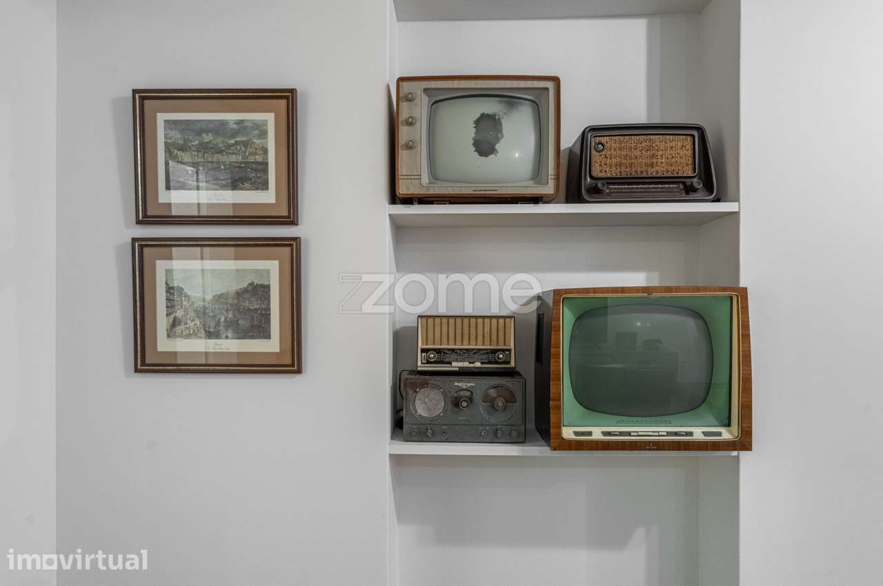 Loft/Hostel com 10 Camas | Rua da Fábrica – Junto aos Aliados, Port... - Grande imagem: 5/22
