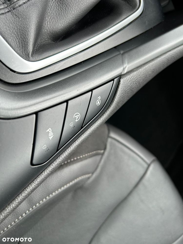 Ford Mondeo 2.0 TDCi Titanium PowerShift - 27