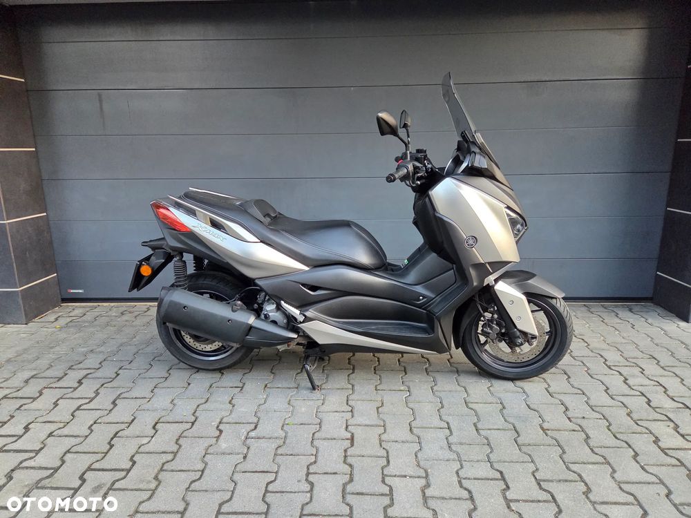 Yamaha X-max - 1