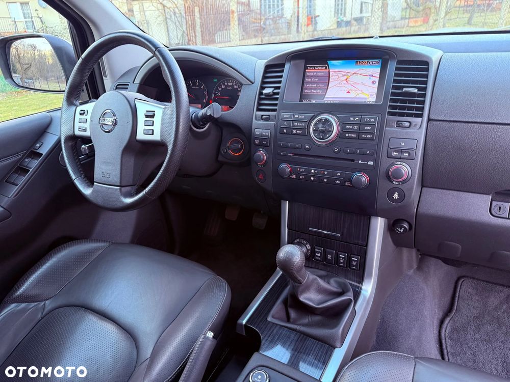 Nissan Pathfinder - 13