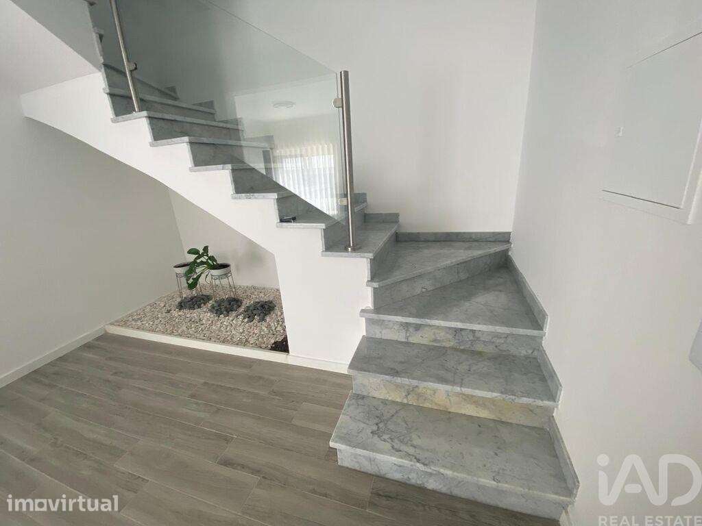 Casa / Villa T3 em A dos Francos de 163,1 m2 - Grande imagem: 2/29