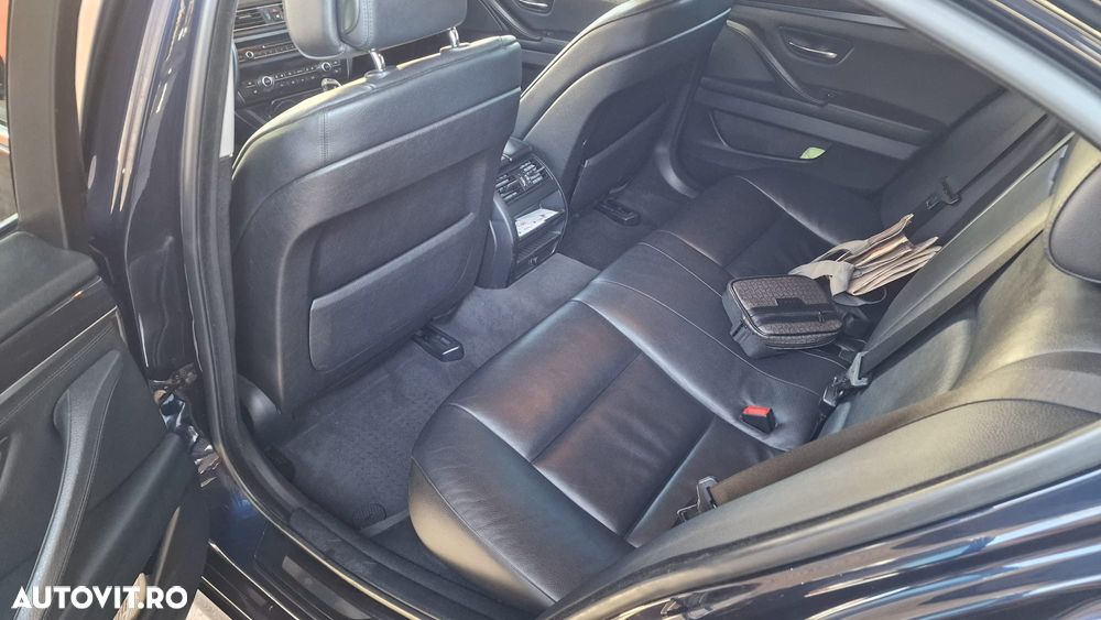 BMW Seria 5 520d - 7
