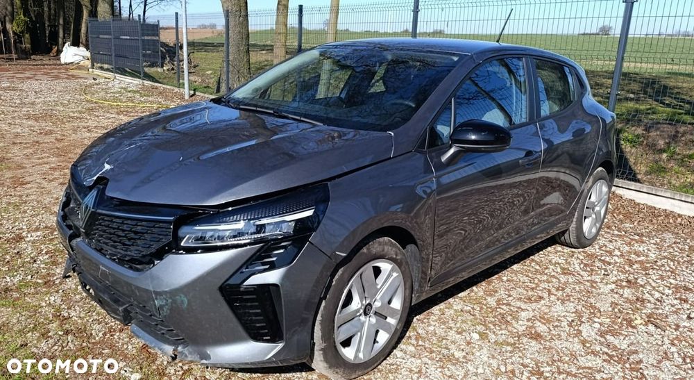 Renault Clio - 1
